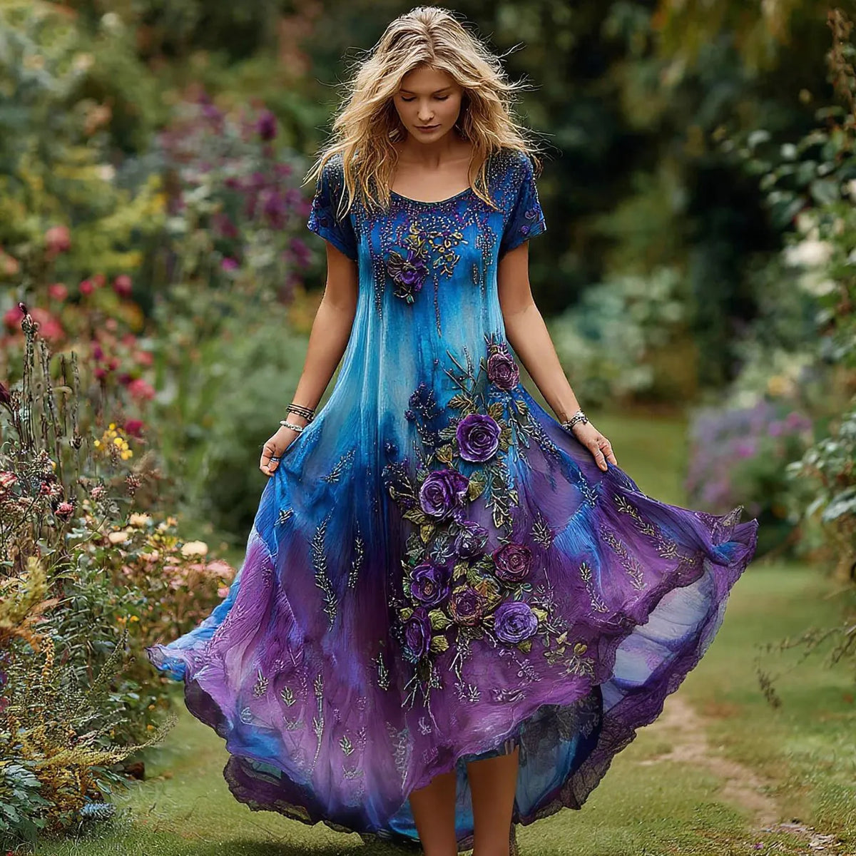 Women's Vintage Floral Embroidery Gradient Pattern Round Neck Dress